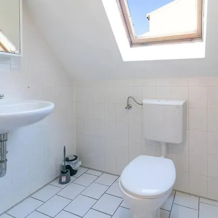 Mit 3 Baedern & 2 Kuechen Lägenhet